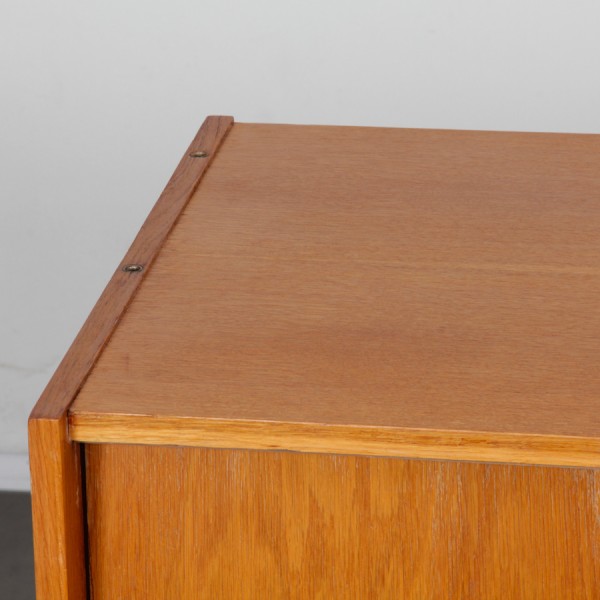 Oak chest, model U-452, by Jiri Jiroutek for Interier Praha, 1960s - 