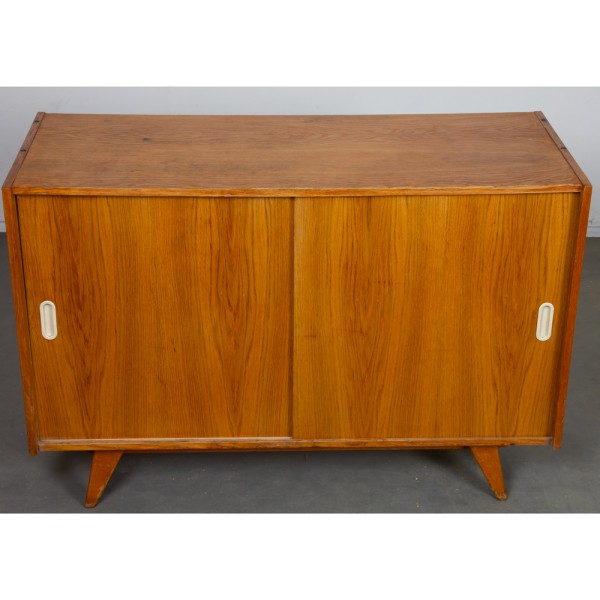 Commode en chêne, modèle U-452, par Jiroutek pour Interier Praha, 1960 - 