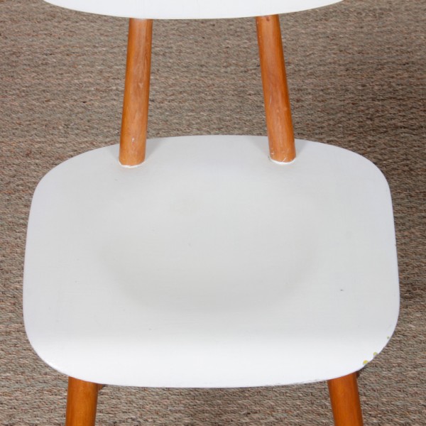 Suite de 3 chaises produites par Ton dans les années 1960 - Design d'Europe de l'Est