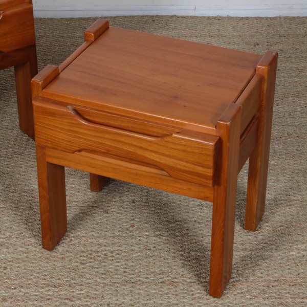 Pair of elm bedside tables for Maison Regain, 1970s - French design