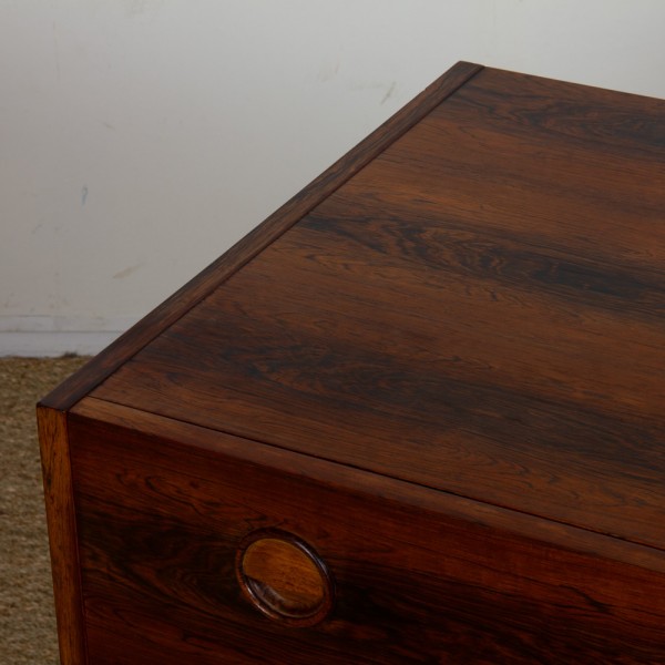 Scandinavian rosewood chest of drawers from the 1960s - Scandinavian design