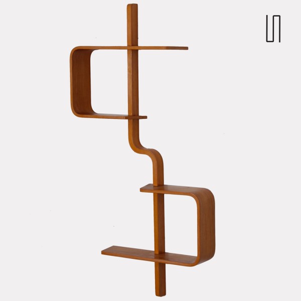 Etagère murale par Ludvik Volak pour Drevopodnik Holesov, 1960 - Design d'Europe de l'Est