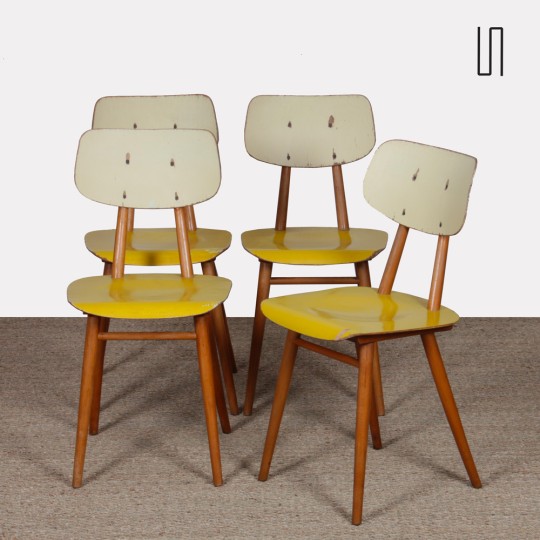 Ensemble de 4 chaises produites par Ton, 1960 - Design d'Europe de l'Est