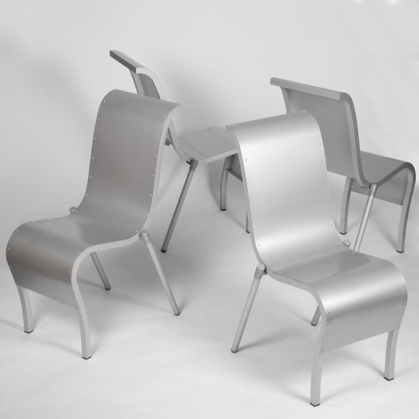 Suite de 4 chaises Romantica par Philippe Starck, édition Driade, 1986 - 