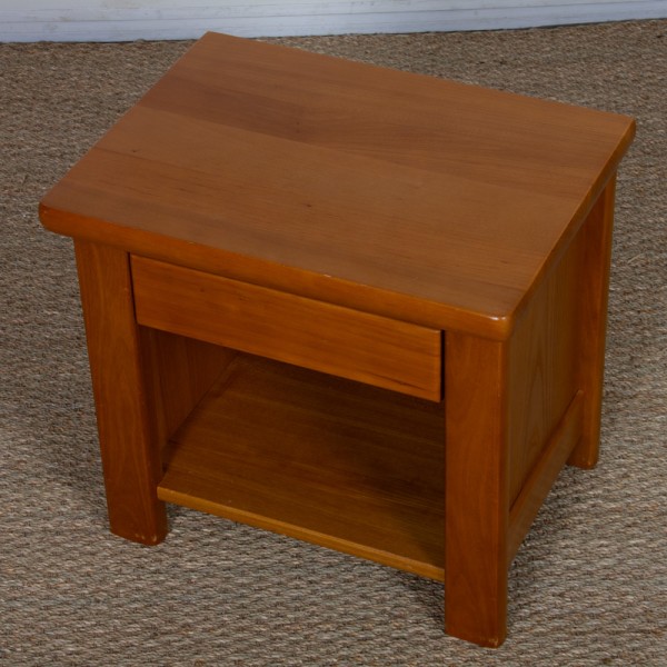 Vintage bedside table in solid elm, 1980s - 